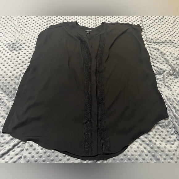 Torrid 2x Women’s Black Shell Blouse Sleeveless Lace Details - Picture 1 of 4